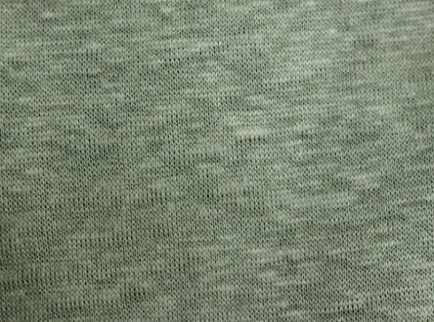 Pellavaneulokangas paitaan – täydellinen sekoitus mukavuutta ja tyyliä